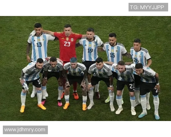 探寻8号球衣背后的传奇足球明星与他的辉煌成就