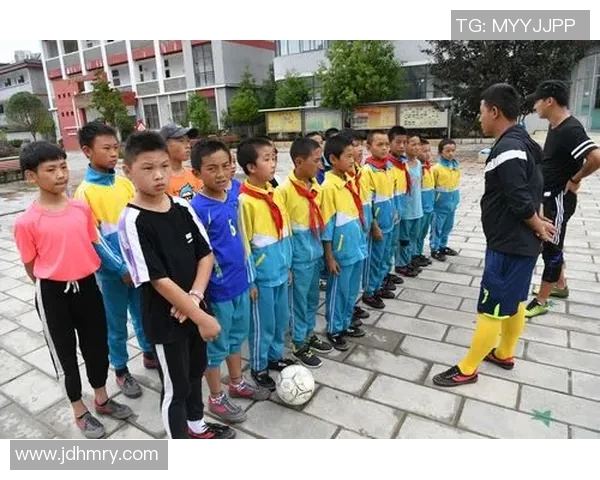 足球明星训练装备与穿戴标准详解助力提升竞技表现 足球明星训练装备与穿戴标准详解助力提升竞技表现