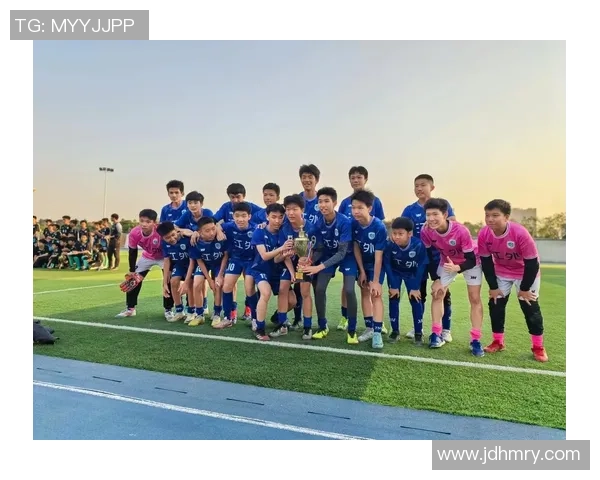 广州足球队的崛起与挑战分析探讨球队实力与未来发展方向 广州足球队的崛起与挑战分析探讨球队实力与未来发展方向