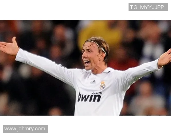 年轻时的足球明星劳尔颜值回顾与风采展现 年轻时的足球明星劳尔颜值回顾与风采展现