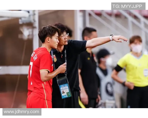 足球明星遗憾错失冠军荣耀瞬间壁纸分享与回顾 足球明星遗憾错失冠军荣耀瞬间壁纸分享与回顾