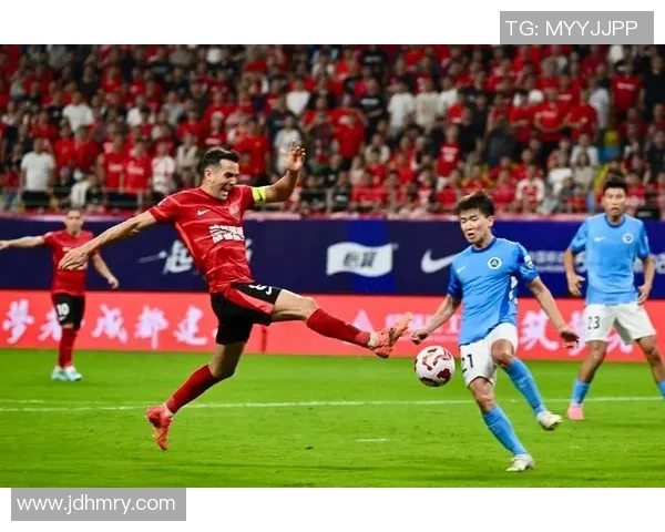 赛后分析：深圳篮球队与成都篮球队的表现与状态对比探讨